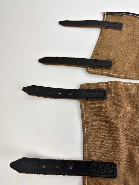 German WWII canvas Gaiters (Gamaschen)