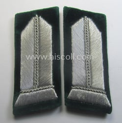 Pair of RAD- (ie. 'Reichsarbeitsdienst') officers'-type collar-tabs as...