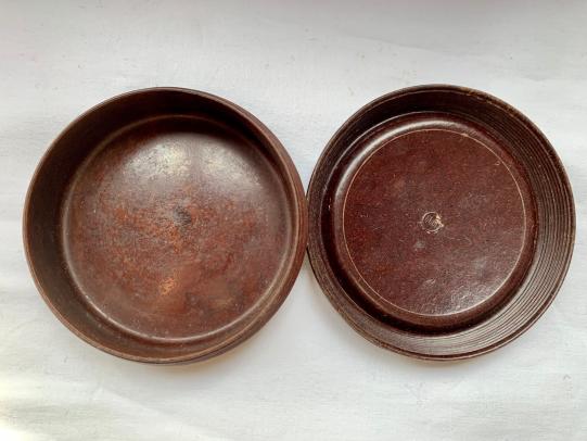 WH (Heer) Brown Bakelite Fat-Container