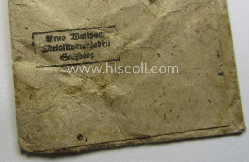 WH (Luftwaffe), typical 'Zellstoff'-based (and neatly 'Arno Wallpach Metallwarenfabrik - Salzburg'-marked!) medal-pouch as was intended for a: 'Luftwaffen Erdkampf-Abzeichen' (or: LW ground-assault badge)
