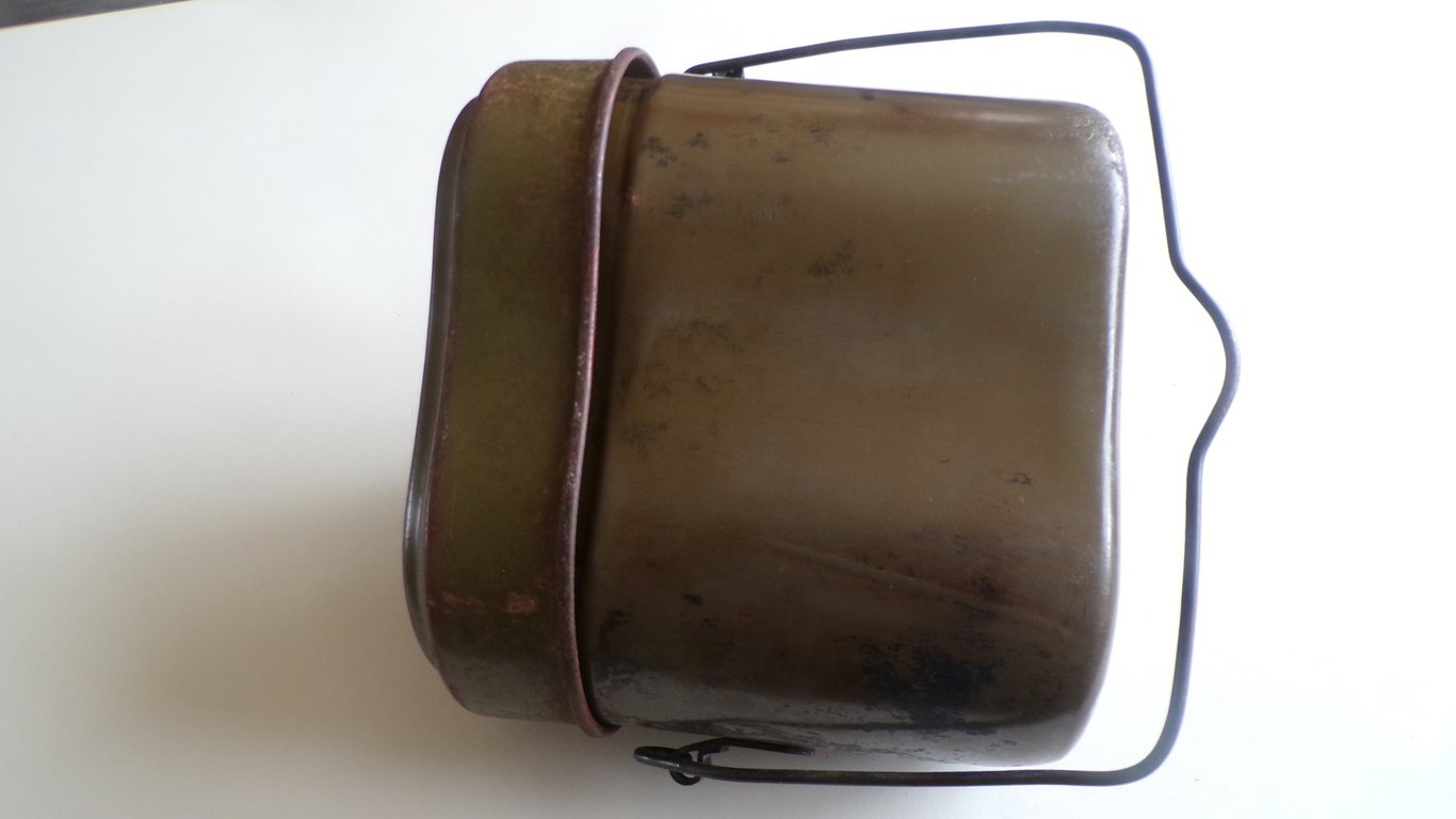 Heer / Waffen SS late war M42 Mess kit