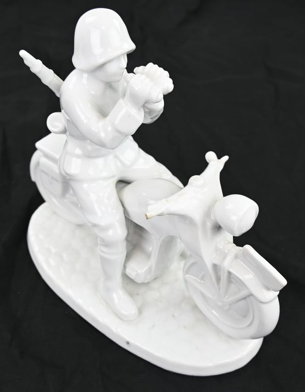 German KM Porcelain Kradfahrer