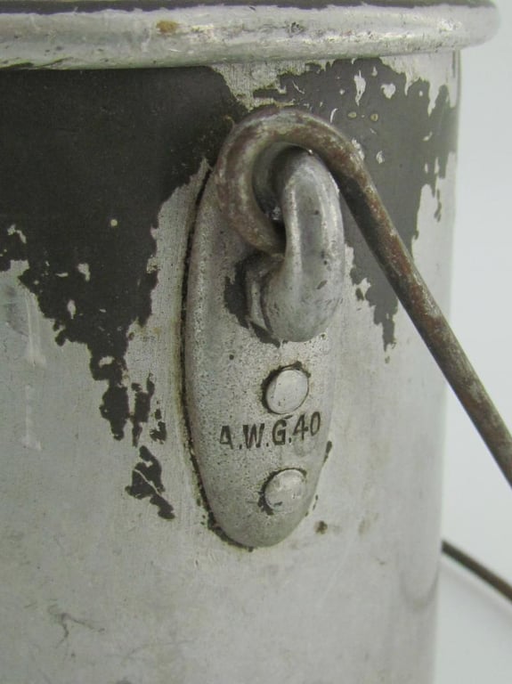 WH/SS M31 Matching Messkit Marked A.W.G.40