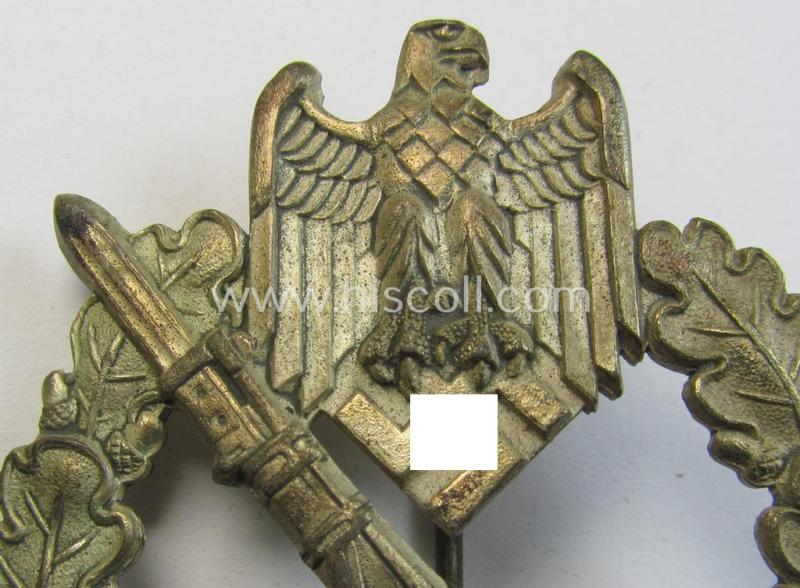 'Infanterie Sturmabzeichen in Silber' being an unmarked example as executed in zinc-based, silverish-toned and copper-coated metal (ie. 'Feinzink') as was produced by the: 'C.E. Juncker'-company