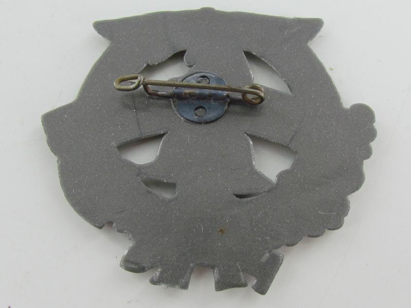 German Third Reich Wehrfähig (Fit for Service) Plastic Badge