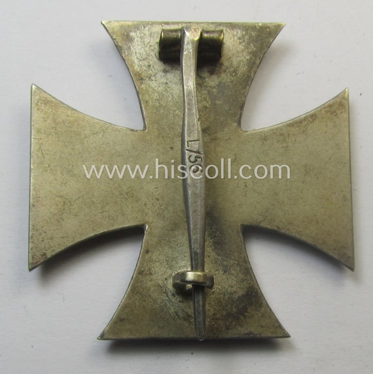 'Eisernes Kreuz 1. Klasse' (or: Iron Cross 1st class) being a typical maker- (ie. 'L/56'-) marked example as was produced by the desirable 'Hersteller' named: 'Funcke & Brüninghaus'