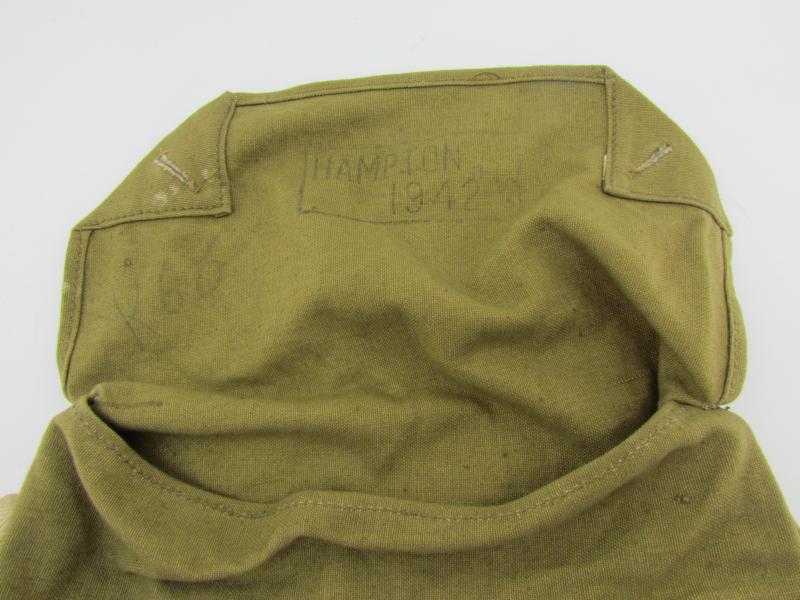 British WWII Civil Defence(Police/Fire service,Wardens) Gasmask & Carrying bag