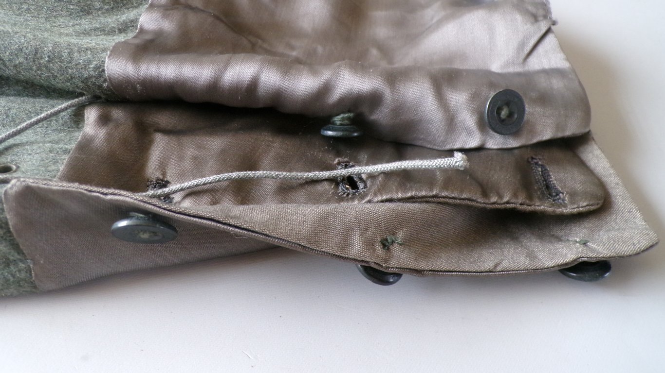 Pair of breeches of an artillery Officer