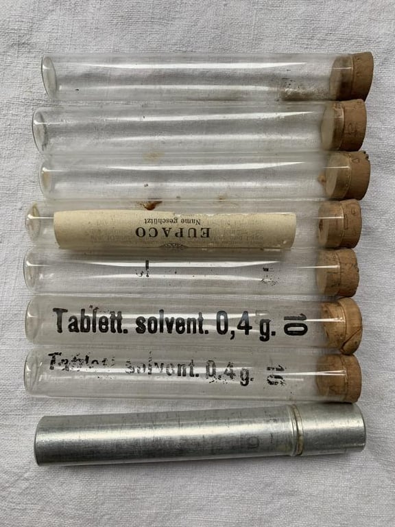 WH (Heer) Medical 'Einheitstablettenkasten'