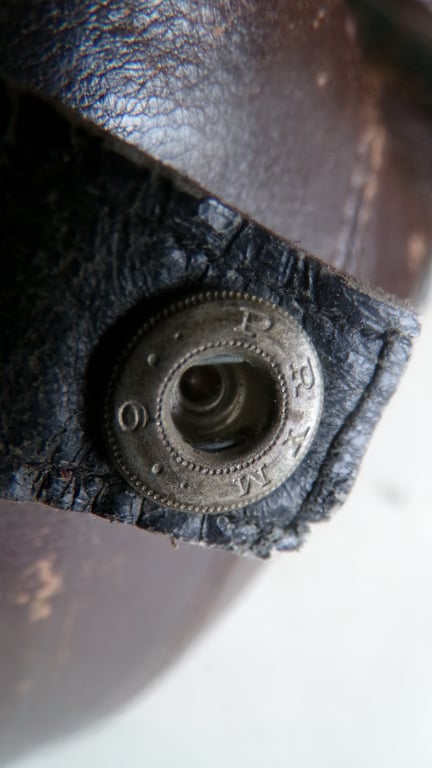 Rare, Complete Luftwaffe SSK 90 helmet