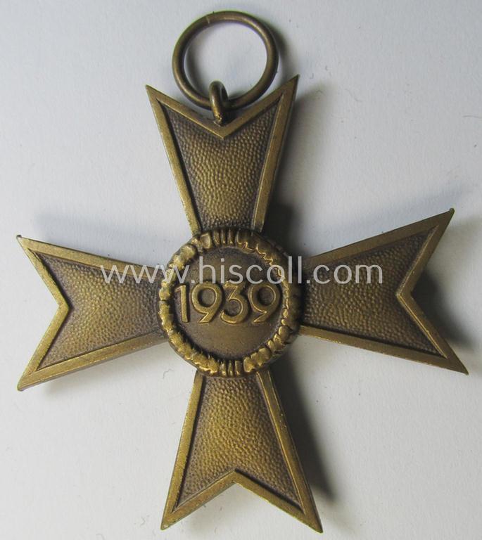 Medal-set: 'KvK II. Klasse ohne Schwertern' being a (typical) non-maker-marked- (and 'Buntmetall'-based) specimen that came mounted onto its original, minimally confectioned' ribbon (ie. 'Bandabschnitt')