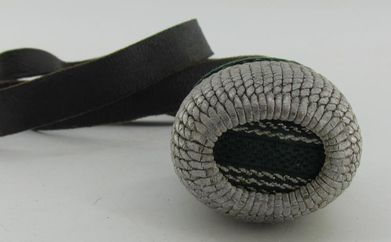 Wehrmacht (Heer) NCO bayonet "Faustriemen"