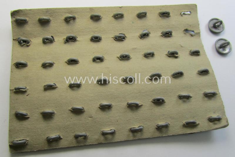 Interesting - and truly hard to find! - field-grey-coloured, WH (Heeres, Waffen-SS etc.) field-cap-buttons (ie. 'Knöpfe für Einheits-Feldmützen') being neatly maker-marked examples that come in a 'mint- ie. unissued', condition