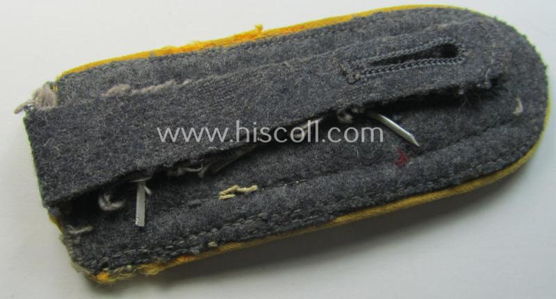 Single, WH (Luftwaffe) NCO-type shoulderstrap: 'Oberfeldwebel der Flg. o. FJ-Truppen u. Mitglied einer LW-Kriegsschule'