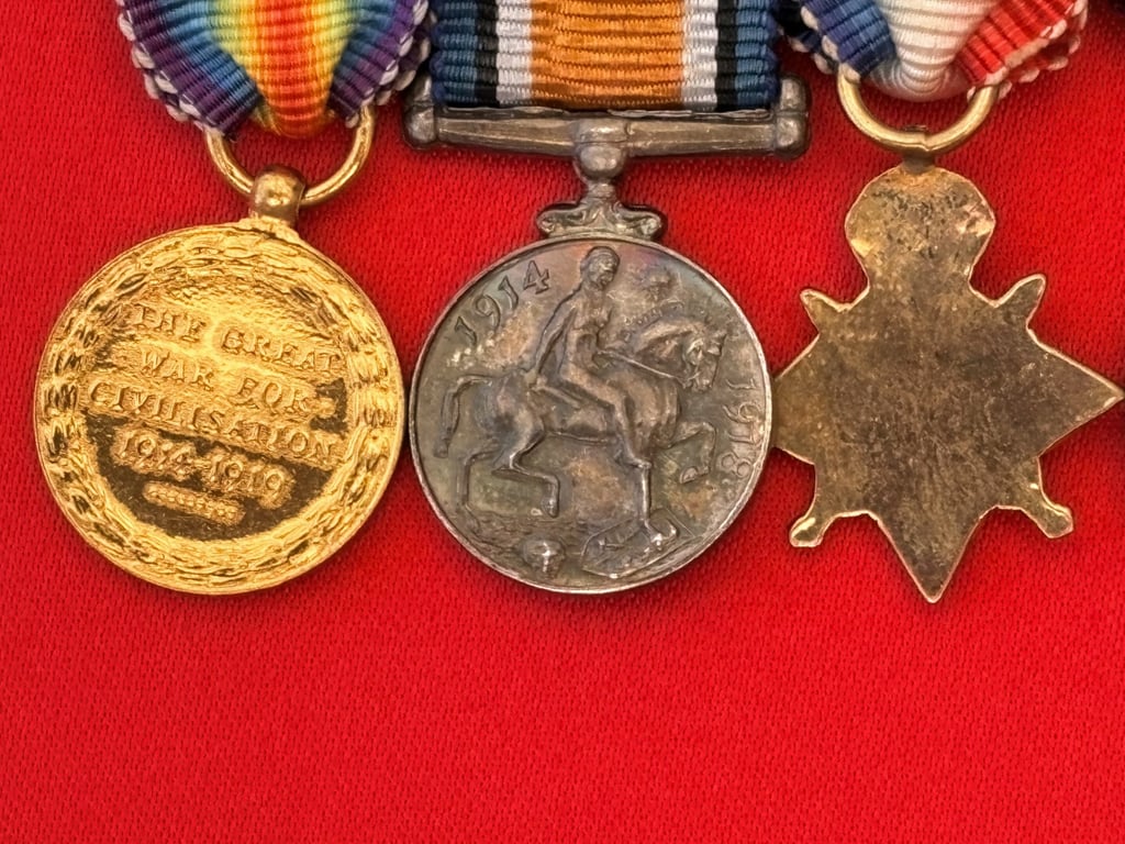 WWI BRITISH SET OF DRESS MINATURES ALBERT MEDAL AND SOLID SILVER IDENTITY BTACELET 1918.
