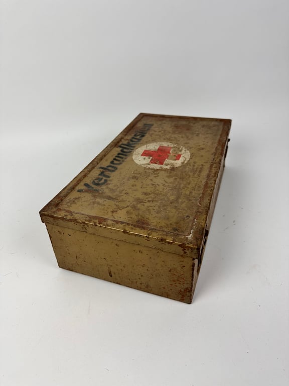 WW2 German 'Verbandkasten' First Aid Box In Tan