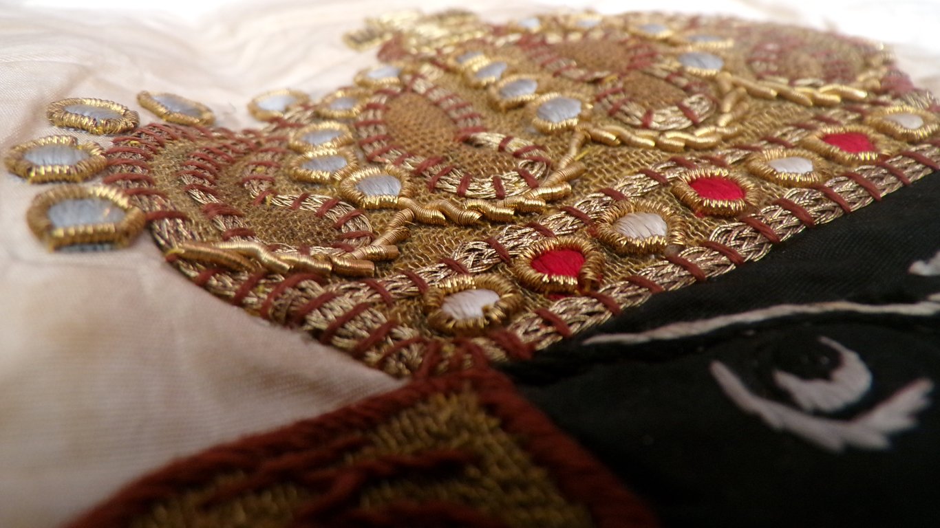 Imperial Prussian Silk Fahne Gold Bullion 1872