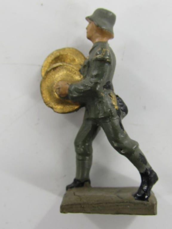 17 x Lineol Wehrmacht 4 cm Marching musicians....Rare