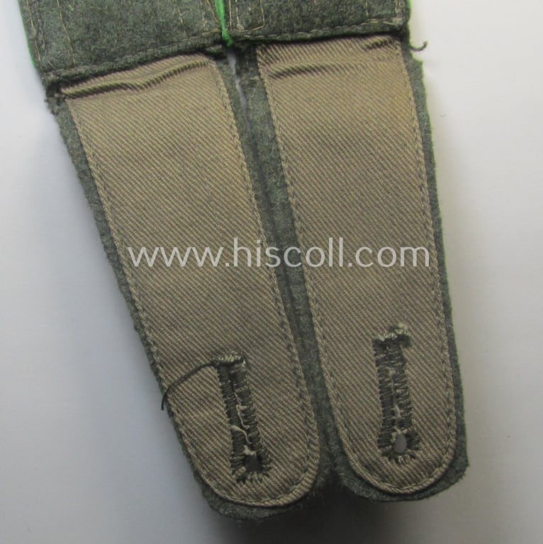Pair of mid-war-period- (ie. 'M41 o. M43'-pattern) WH (Heeres) NCO-type shoulderstraps: 'Unteroffizier eines Panzer-Grenadier-Rgts. o. Abts.'