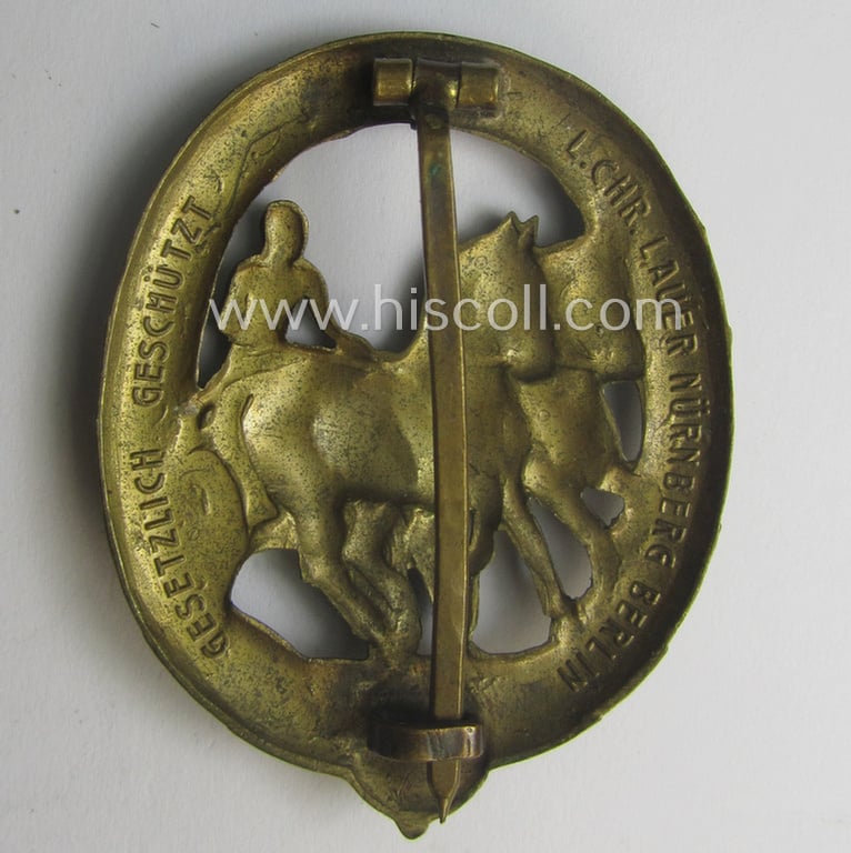 Attractive, 'Deutsches Fahrer-Abzeichen' (ie. 'in Bronze') and accompanying miniature being both maker- (ie. 'L.Chr. Lauer'-) marked examples that came stored in their period box (ie. etui) as issued