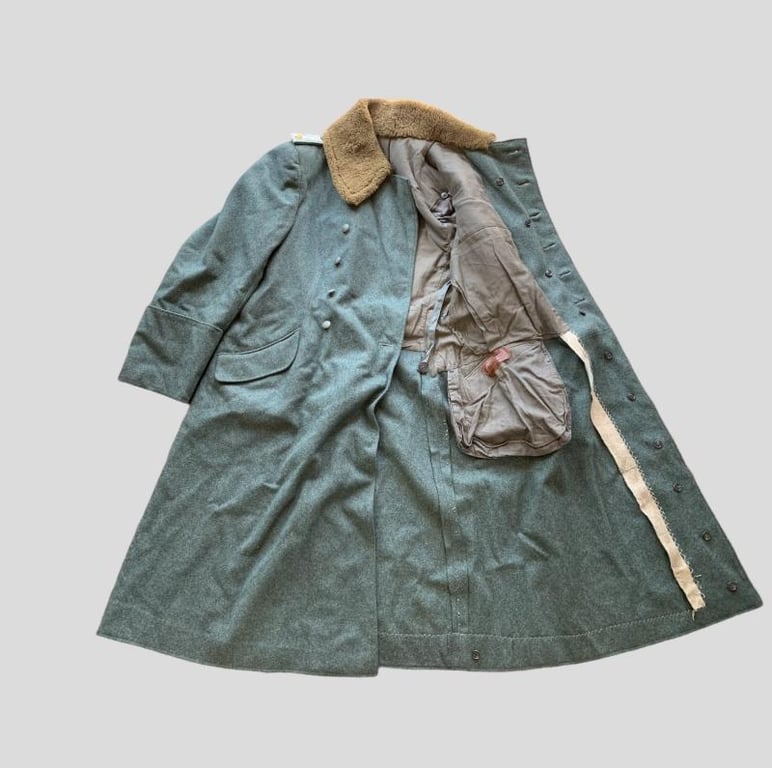 WH (HEER) Mountain Troops Officers Great Coat