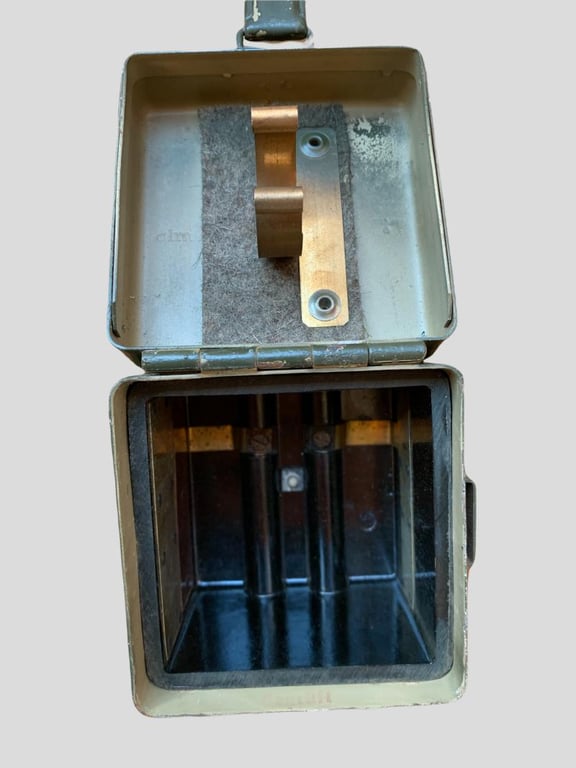 MG 34/42 Optical Sight Battery Box
