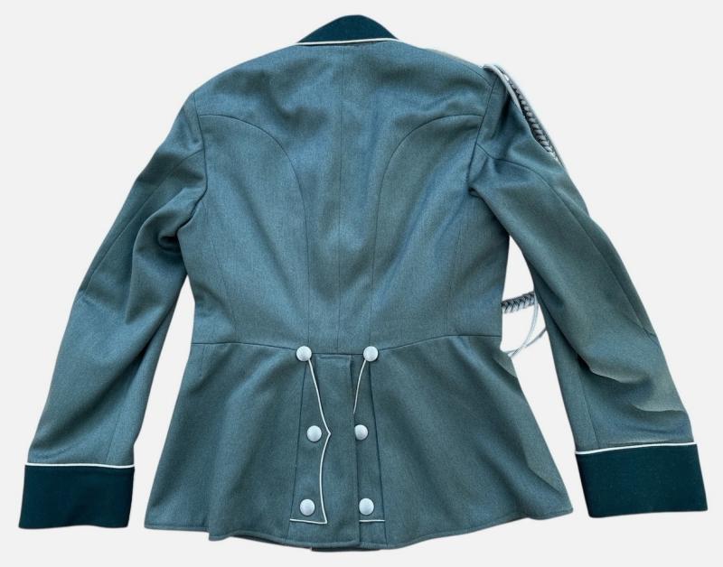 Wehrmacht (Heer) Infantry Officer’s "Waffenrock" – Hauptmann