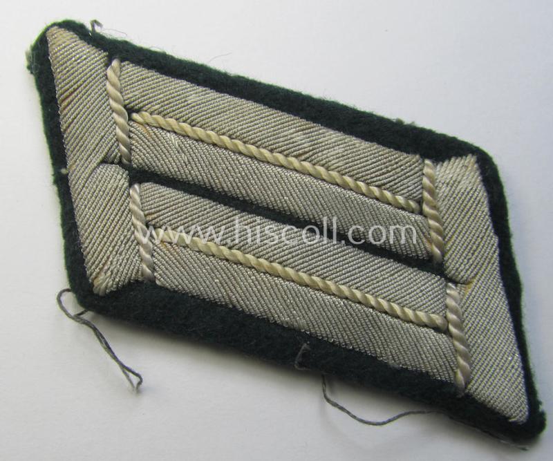 Fully matching - and just moderately worn - pair of WH (Heeres) collar-tabs (ie. 'Kragenspiegel für Offiziere') as piped in the desirable white- (ie. 'weisser'-) coloured branchcolour as was intended for an: 'Offizier der Infanterie-Truppen'