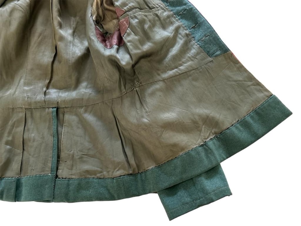 Wehrmacht Heer Artillery Waffenrock in the rank of Oberleutnant