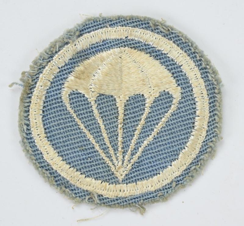 US WW2 Infantry Paratroopers Garrison Cap Badge