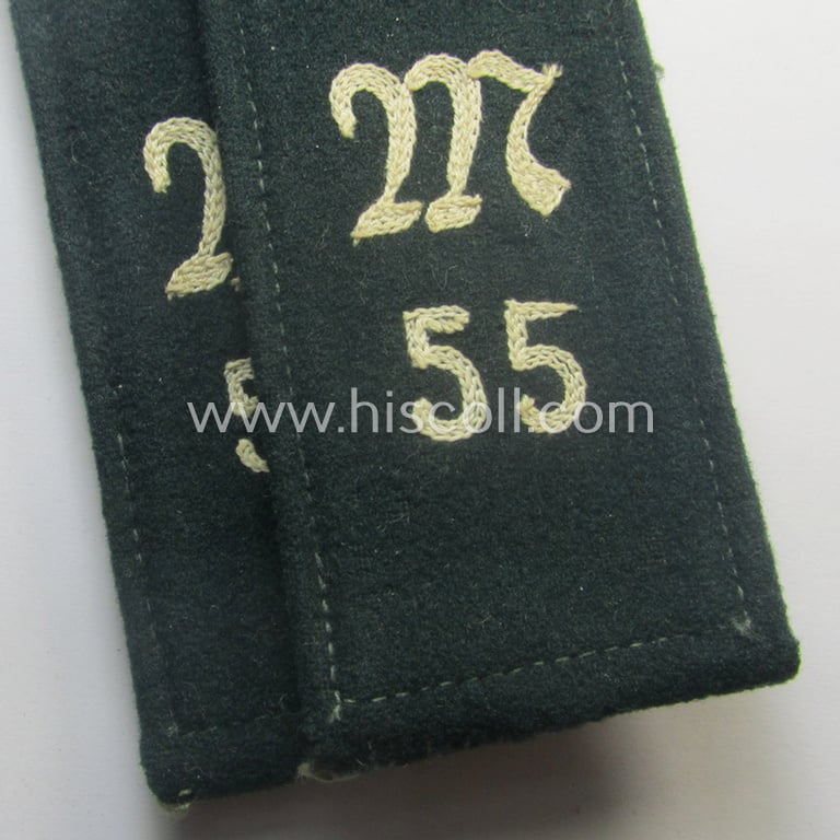 Fully matching pair of early-period (ie. 'M36- o. M40'-pattern and/or pointed-styled), WH (Heeres) 'cyphered' EM-type shoulderstraps as was intended for a: 'Soldat des Inf.-Maschinengewehr-Abts. 55'
