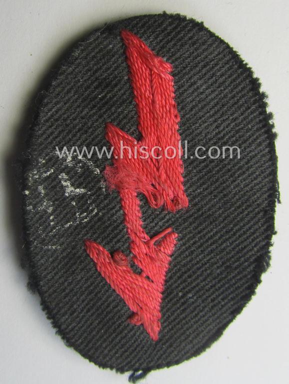 WH (Heeres) trade- and/or special-career insignia ie. hand-embroidered signal-blitz: 'Panzer- o. Panzerjäger-Trpn.'