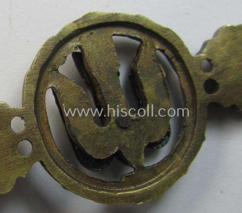 Attractive - albeit clearly worn! - tombak- (ie. 'Buntmetall'-) based- and/or non-maker-marked example of a WH (Luftwaffe) 'Frontflugspange für Kampfflieger in Bronze' as was produced by a (by me) unidentified maker