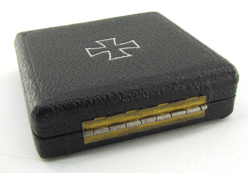 Iron Cross 1st Class Case + cardboard packaging , Ferdinand Hoffstätter Bonn a. Rh.