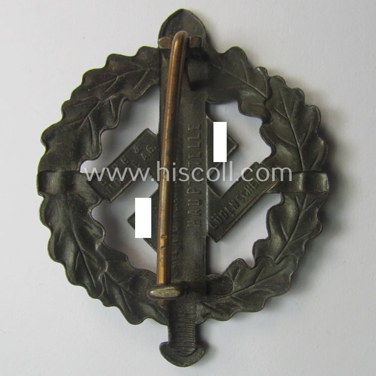 Early- (ie. mid-) war-period example of an: 'SA-Sportabzeichen in Bronze' being a very detailed and maker- (ie. 'Berg u. Nolte'-) marked example that is void of an impressed bearers'-number