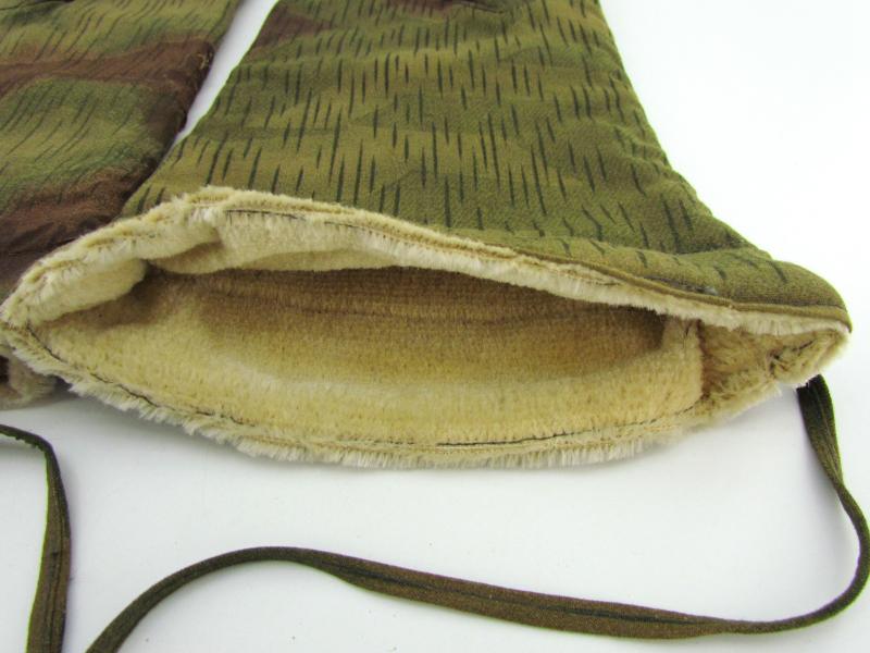 Non Reversible Parka Mittens in Sumpftarn Camouflage