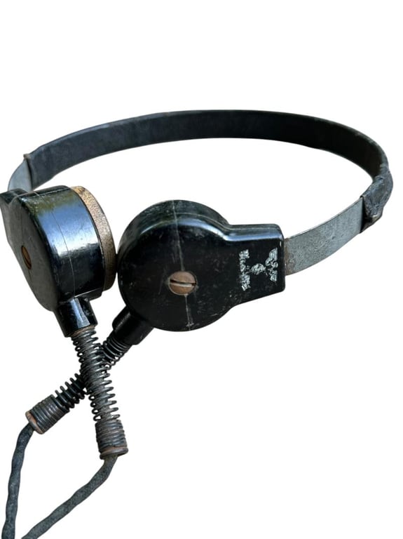 WH Panzer Model 'C' Throat Microphone