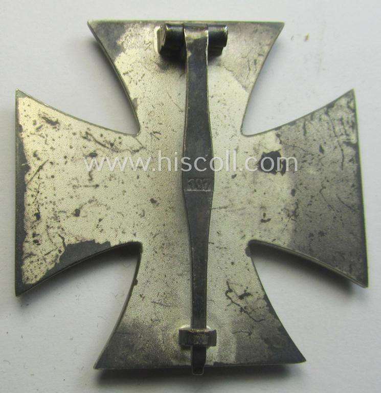 Scarcely found, 'Eisernes Kreuz 1. Klasse' (ie. Iron Cross 1st Class) being a maker- (ie. '107'-) marked example as was produced by the company: 'Carl Wild - Hamburg'