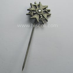 Superb - and only 17 mm. sized! -...