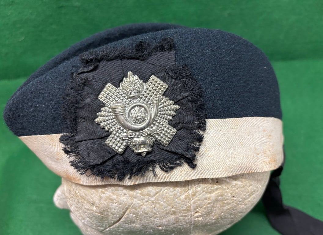 WW1 Highland Light Infantry Officer Cadet Glengarry and Photo