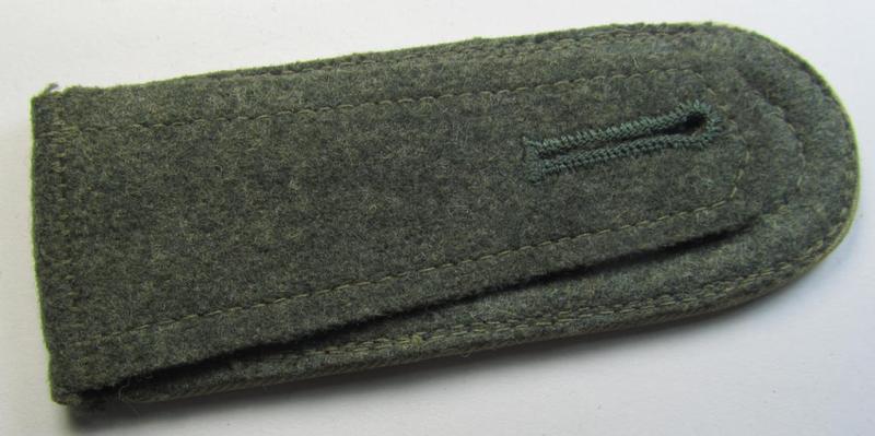 Neat - albeit regrettably single! - WH (Heeres) - I deem - mid-war-period- (ie. 'M41/M43'-pattern) NCO-type shoulderstrap as was intended for usage by an: 'Unteroffizier eines Infanterie-Rgts.'