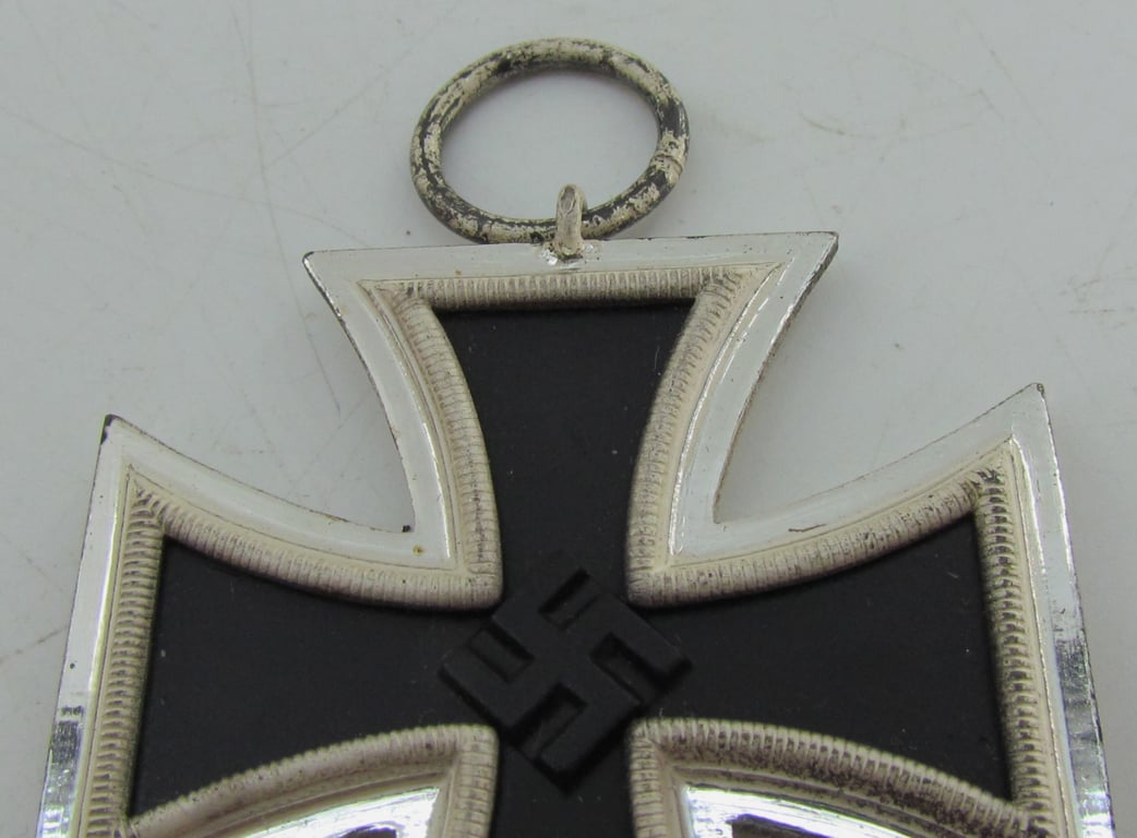 Iron Cross 2nd Class 1939 (Eisernes Kreuz 2. Klasse) – Maker 13 Gustav Brehmer