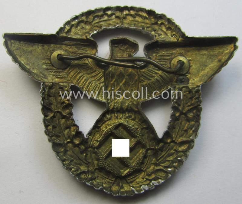 Golden-bronze-toned- and/or zinc- (ie. 'Feinzink'-) based, 'Polizei'-visor-cap eagle, being a non-maker-marked example as intended for usage onto the various: 'Wasserschützpolizei' (or: general-officers') visor-caps (ie. 'Schirmmützen')