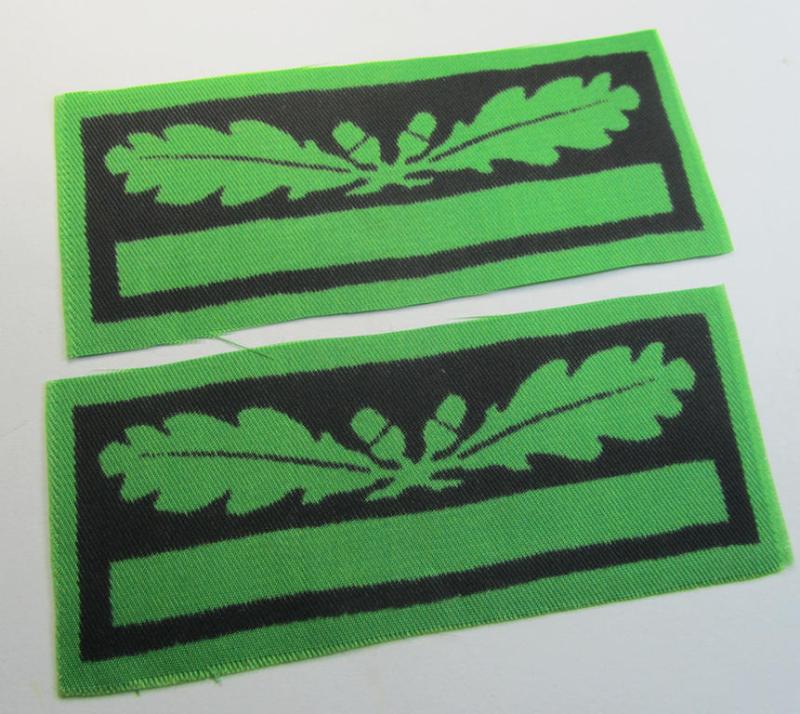 Attractive - and fully matching! - pair of officers'-pattern, WH (Heeres o. Waffen-SS) rank-insignia-bars (for usage on the various camouflaged-uniforms) as was used by an officer holding the rank of: 'Leutnant' (ie.: 'SS Untersturmführer')