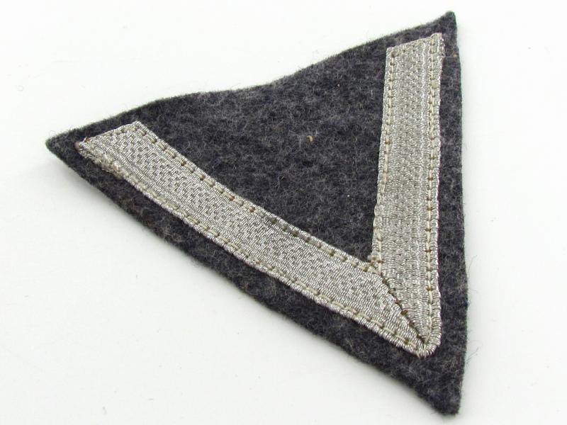 Luftwaffe Gefreiter chevron
