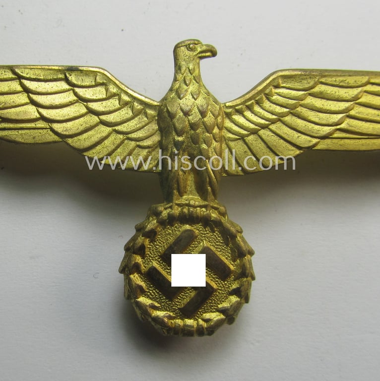 WH (Kriegsmarine) bright-golden-toned breast-eagle as intended for usage onto the white-coloured, naval-type summer tunics ('Brustadler für Sommerrock der Kriegsmarine')