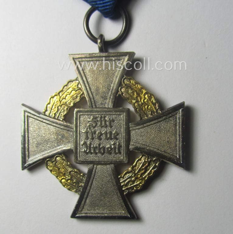 Minimally worn 'Treuedienst Ehrenzeichen' being of the so-called: 'Sonderstufe' as awarded for 50 years of loyal-service and that comes in an overall very nice- (ie. surely issued- and/or used-), condition