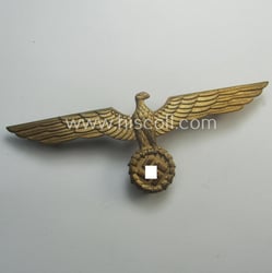 WH (Kriegsmarine) golden-toned breast-eagle as was intended for...