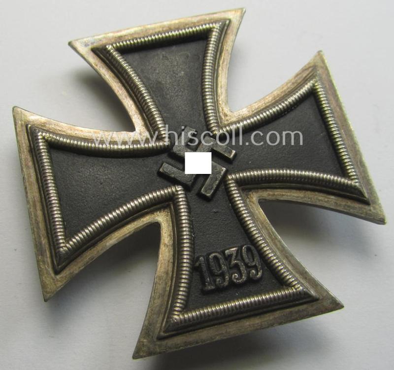 'Eisernes Kreuz 1. Klasse' being a non-maker-marked example by: 'E. Ferdinand Wiedmann'