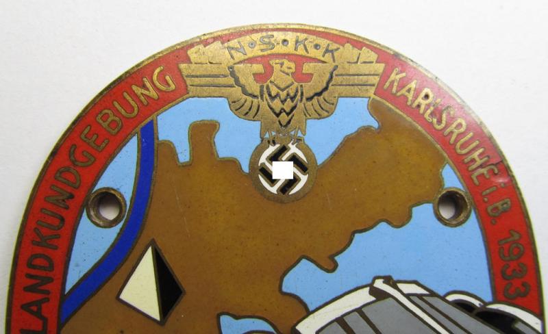 Superb, commemorative N.S.K.K.-related car-plaque (ie. 'Erinnerungs- o. nichttragbare Kraftwagenplakette') showing a car and motorcycle- and/or N.S.K.K.-device and text: 'Zielfahrt Grenzlandkundgebung - Karlsruhe i.b. 1933'